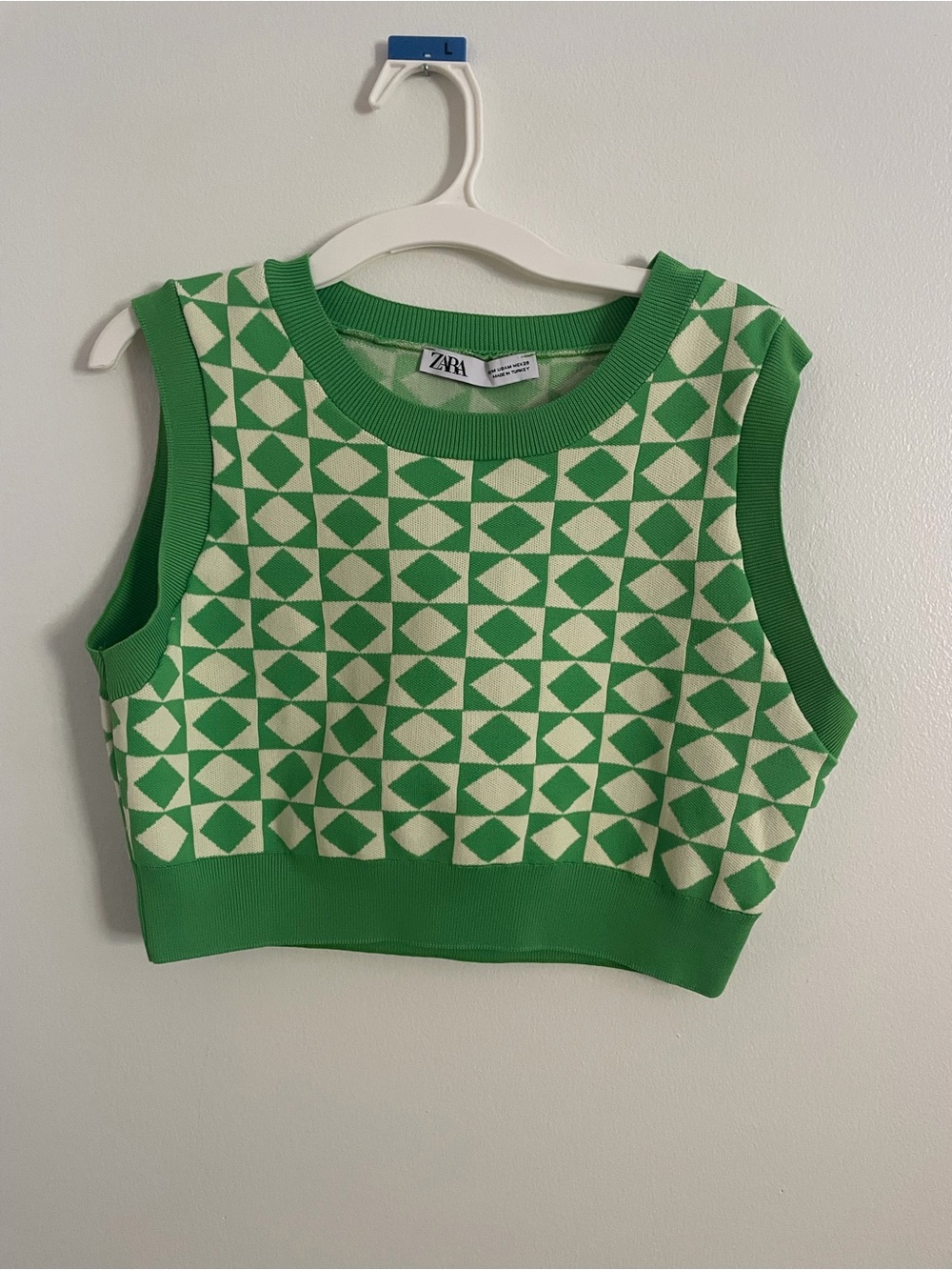 Zara Green and Cream Geometric Knit Crop Tank